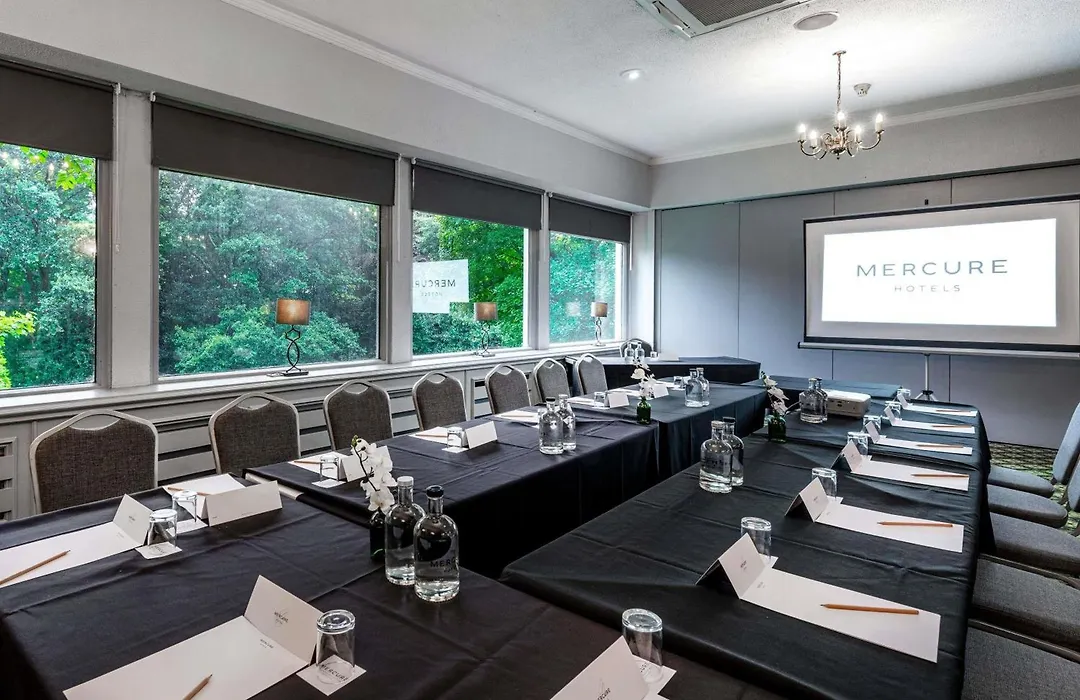 Mercure Manchester Norton Grange Hotel & Spa-1